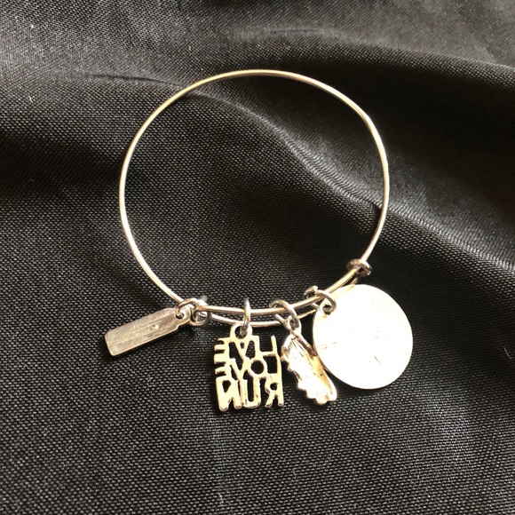 Silver Running Bangle Bracelet - Picture 4 of 4